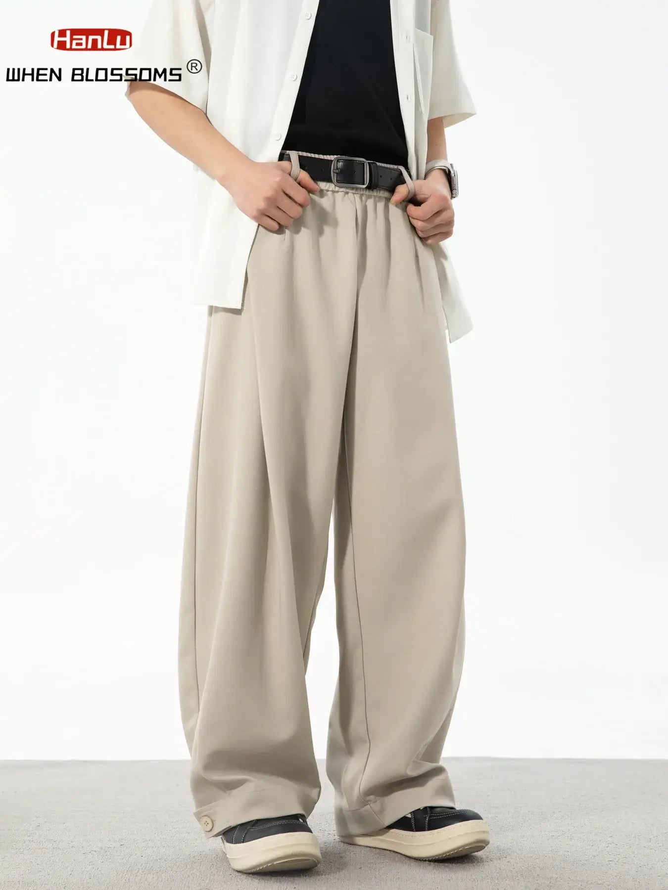 LYVIO Men's Retro Pleated Loose Fit Textured Casual Trousers